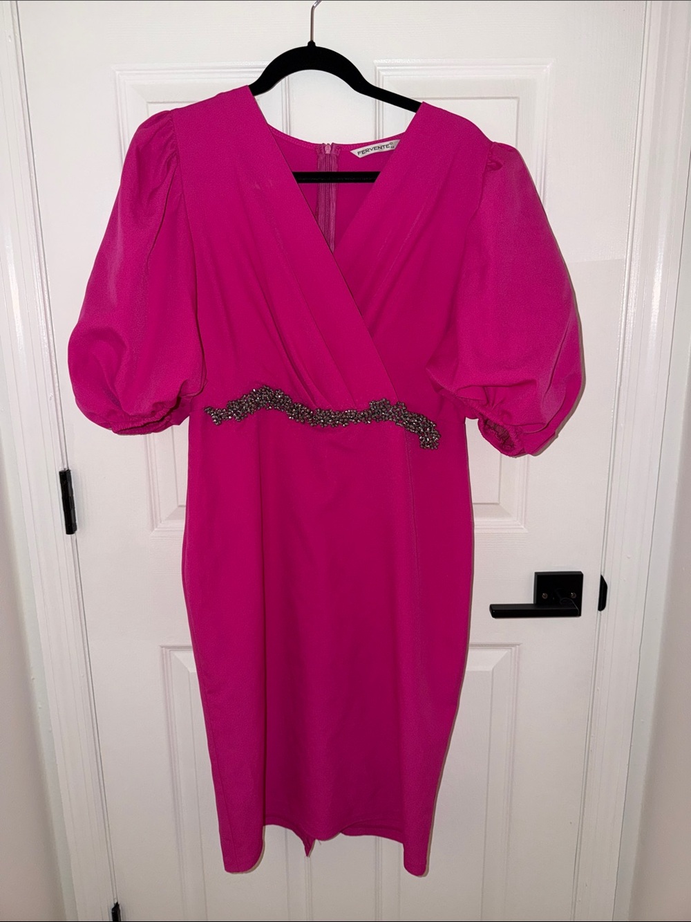 Women's Fuchsia Puff-Sleeve Midi Dress with Beaded Waist